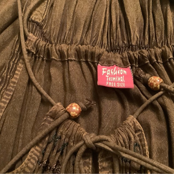 Chic Brown Adjustable Halter Maxi Dress with Embroidered Details - Picture 7 of 7